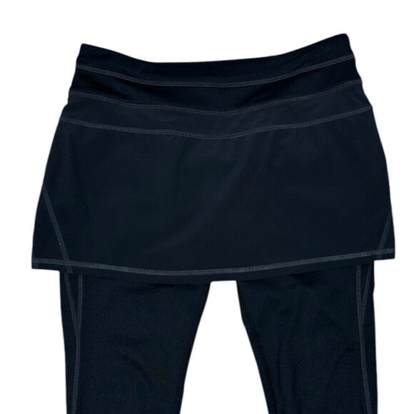 Athleta Women’s Black 2 in 1 Legging & Attached Activewear Skort - Picture 5 of 10
